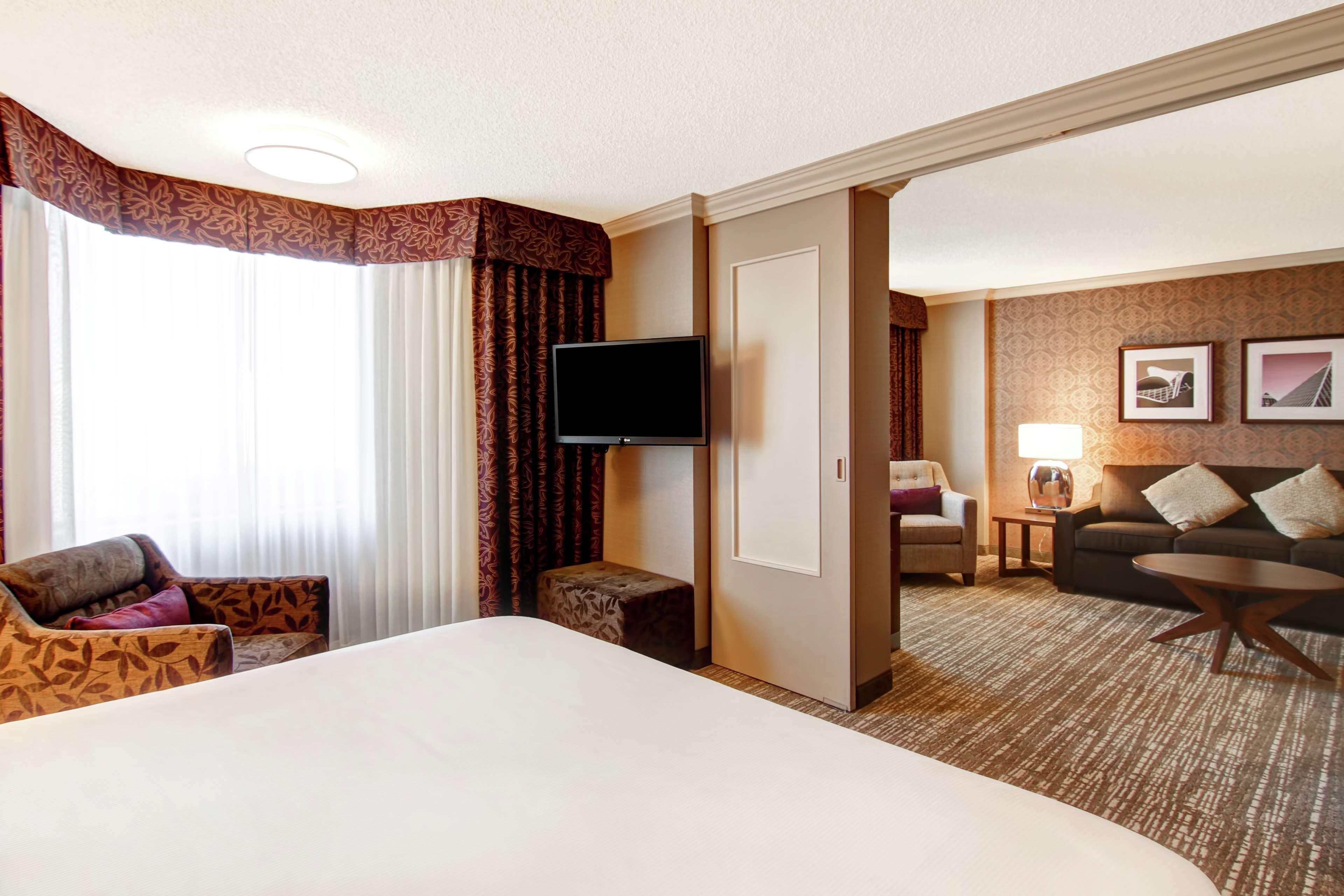 מלון Doubletree By Hilton West אדמונטון מראה חיצוני תמונה