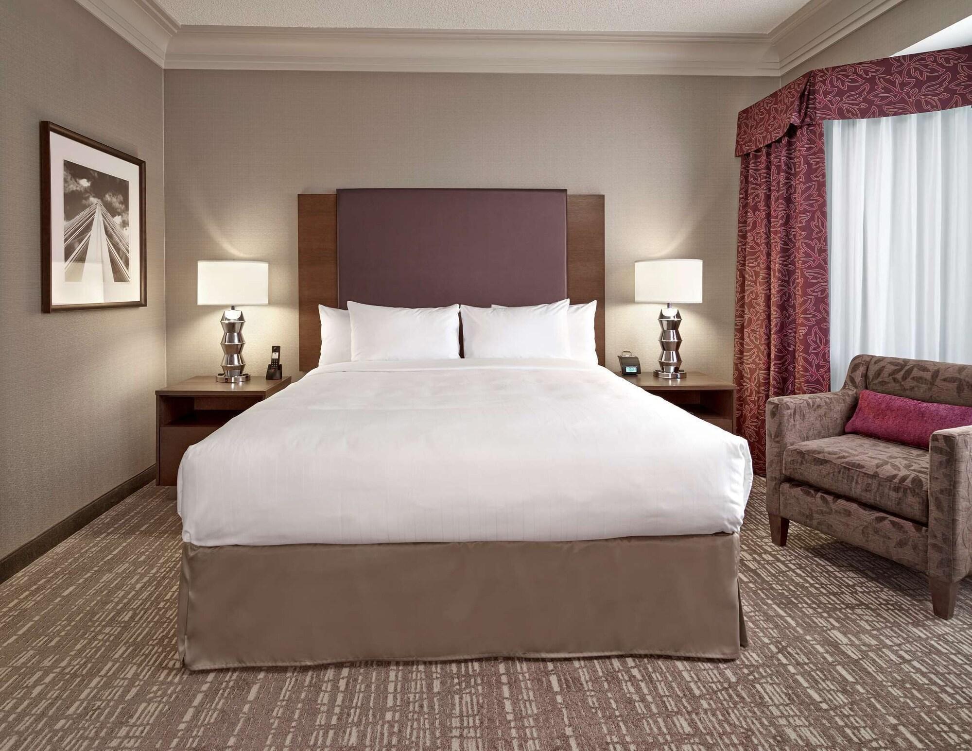 מלון Doubletree By Hilton West אדמונטון מראה חיצוני תמונה