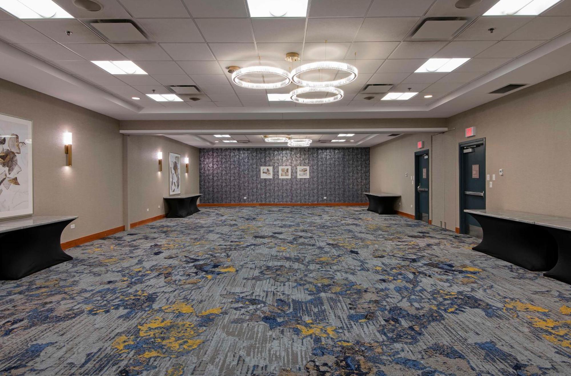 מלון Doubletree By Hilton West אדמונטון מראה חיצוני תמונה